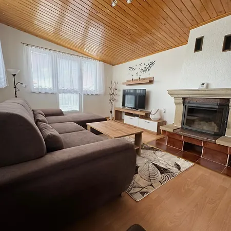 3-izbovy Dom V Kludnej Lokalite Holiday home