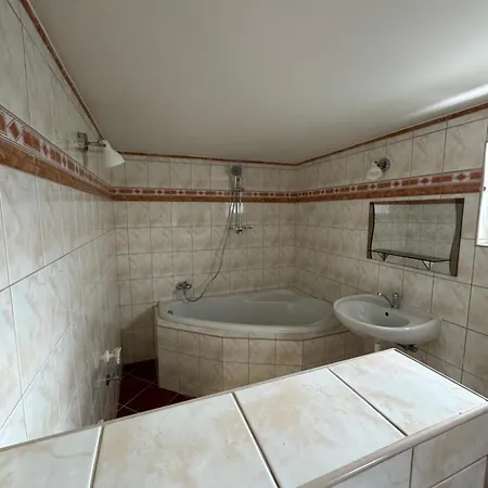 3-izbovy Dom V Kludnej Lokalite * Spisska Bela