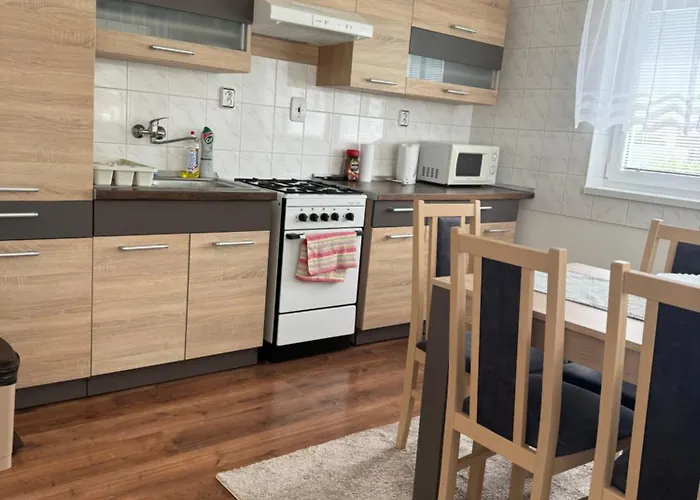 3-izbovy Dom V Kludnej Lokalite * Spišská Belá