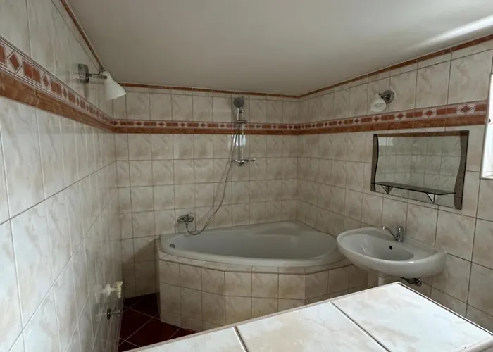 3-izbovy Dom V Kludnej Lokalite * Spisska Bela