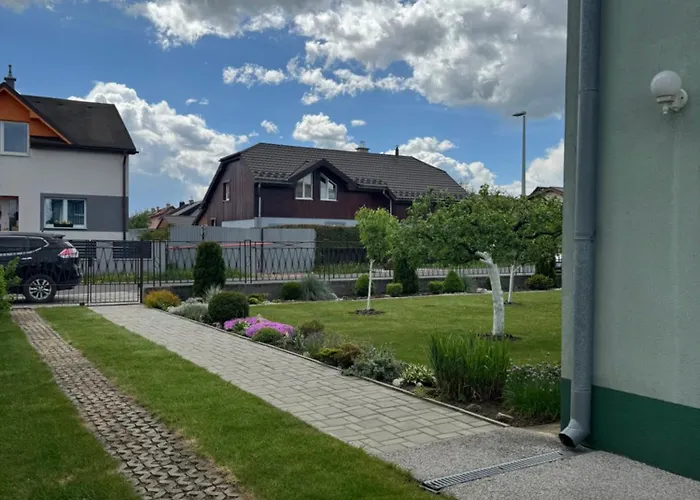 Prázdninový dům 3-izbovy Dom V Kludnej Lokalite